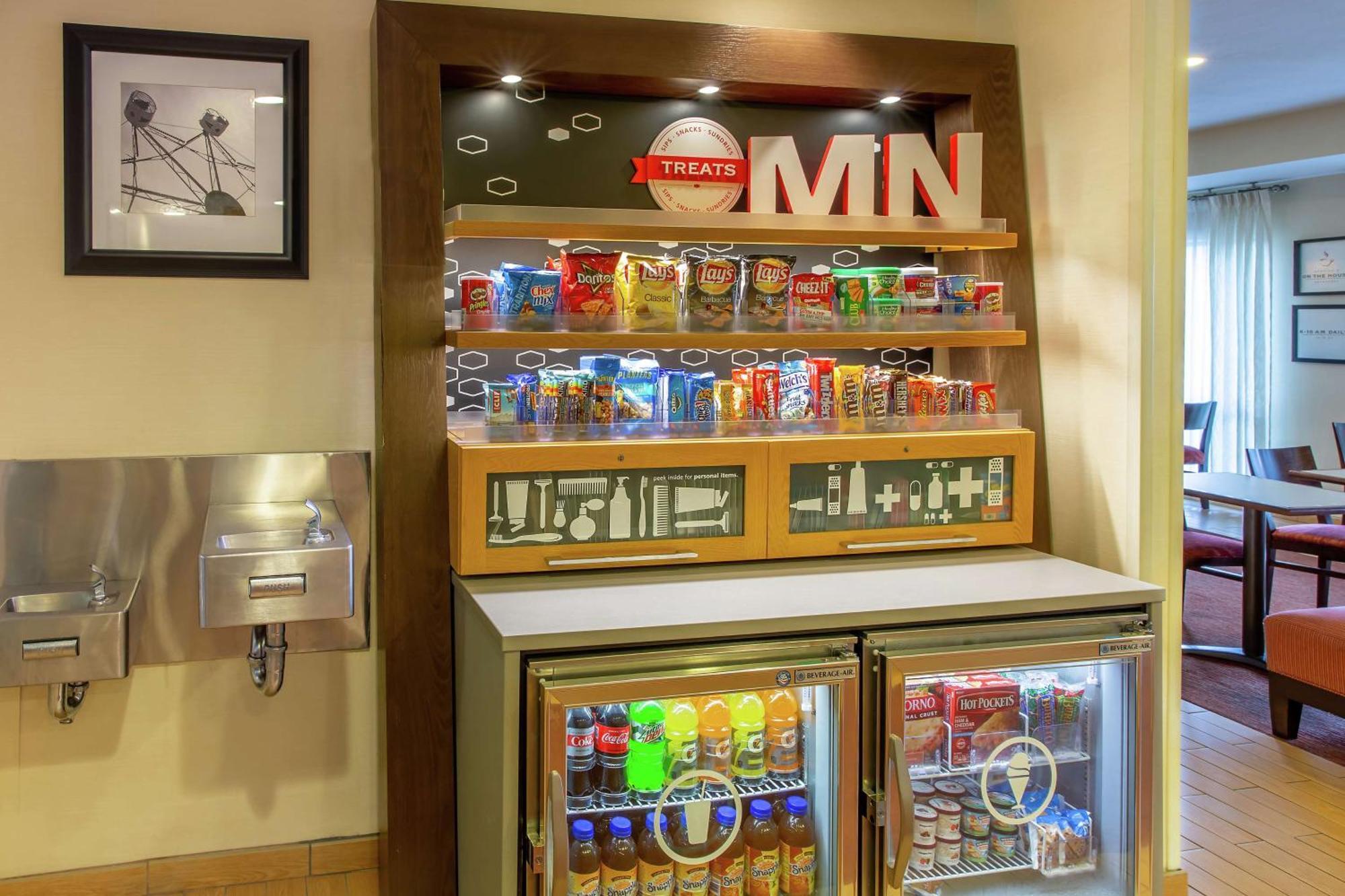 Hampton Inn Minneapolis-Бернсвилл Экстерьер фото