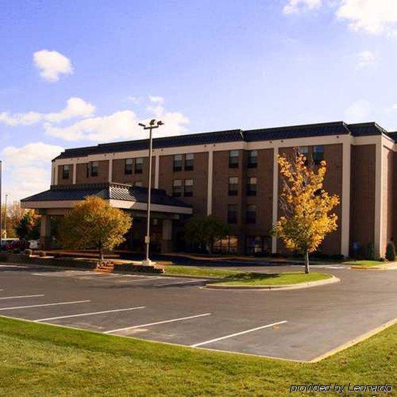 Hampton Inn Minneapolis-Бернсвилл Экстерьер фото